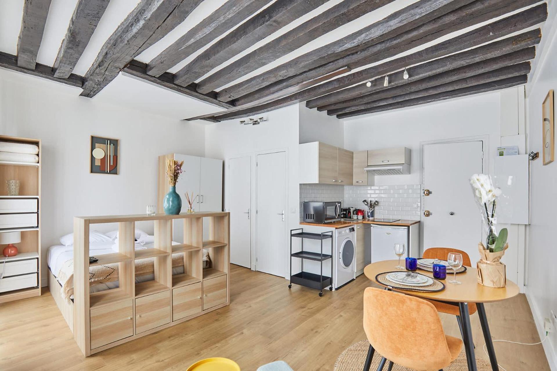 Appartamento Charming Center Of *